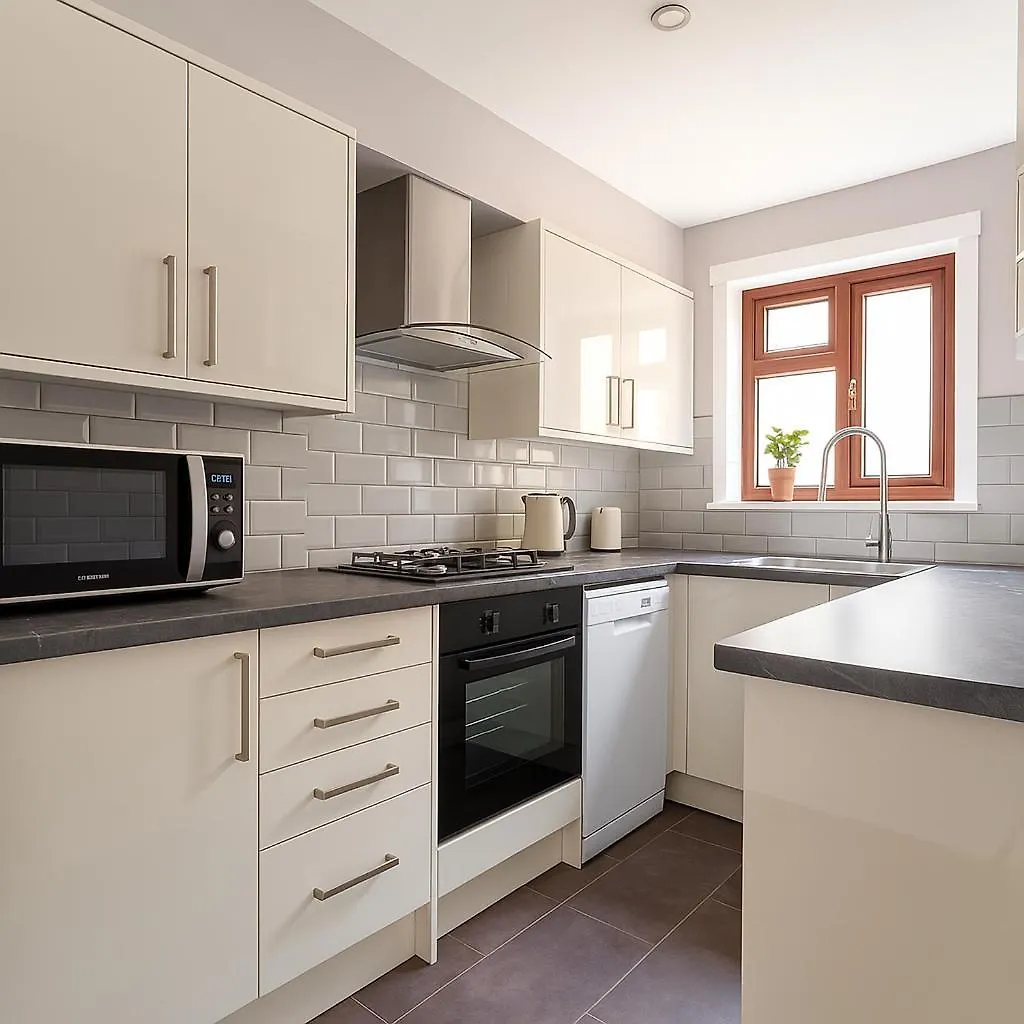 Spacious 2-Bedroom Flat In Prime Ealing Broadway Apartment